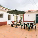 Casa Da Georgina By Galmi Vila