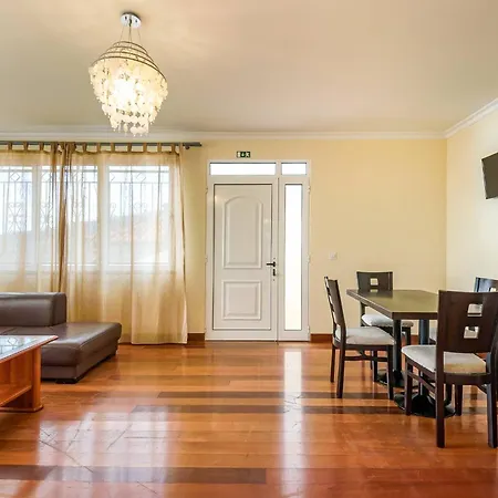 Casa Da Georgina By Galmi וילה ארקו דה קלחטה